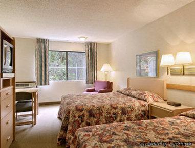 Red Roof Inn Портленд Номер фото