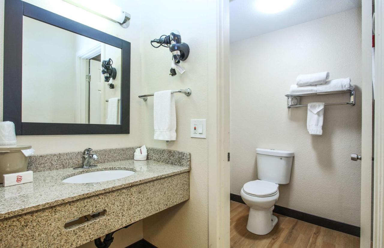 Red Roof Inn Портленд Экстерьер фото